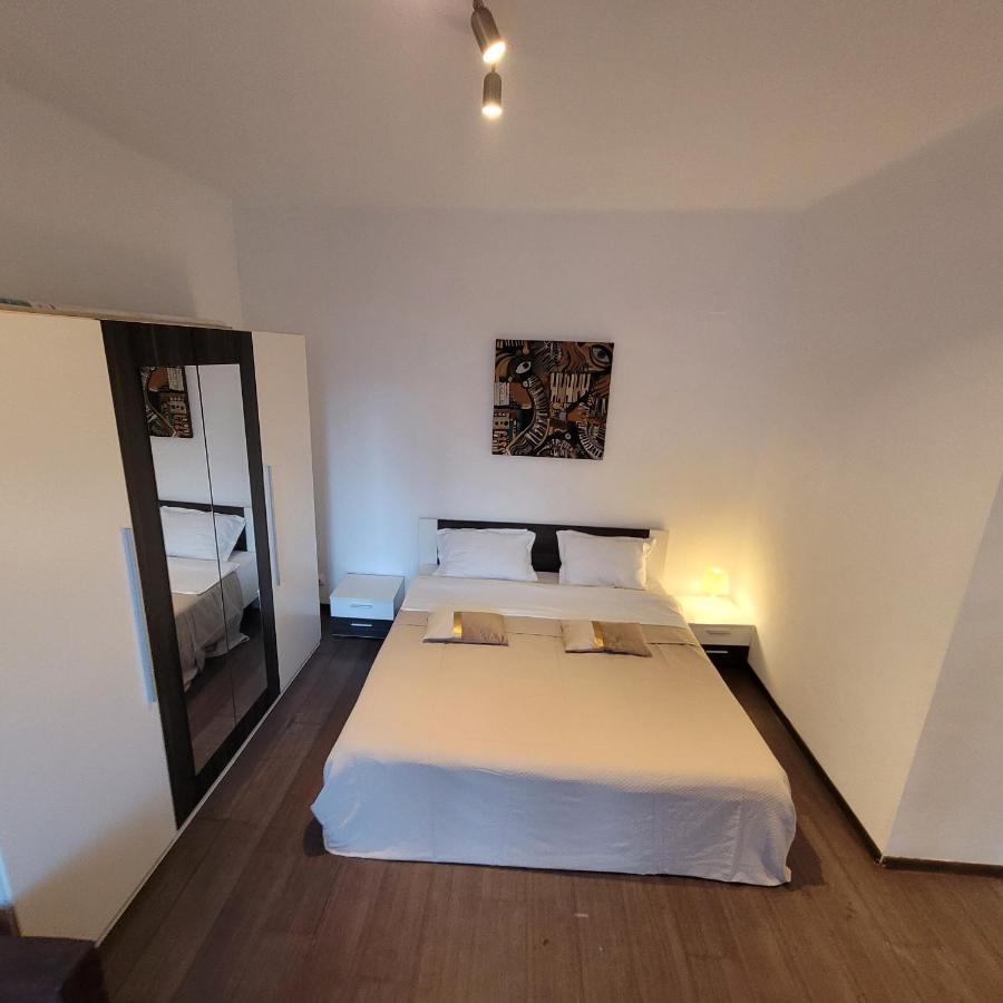Anastasia Bratianu 28 A Self Check From 2 Pm Apartament *